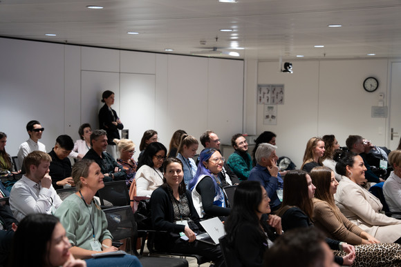 Diverses Publikum beim DisAbility Confidence Day 2025 in der Schweiz